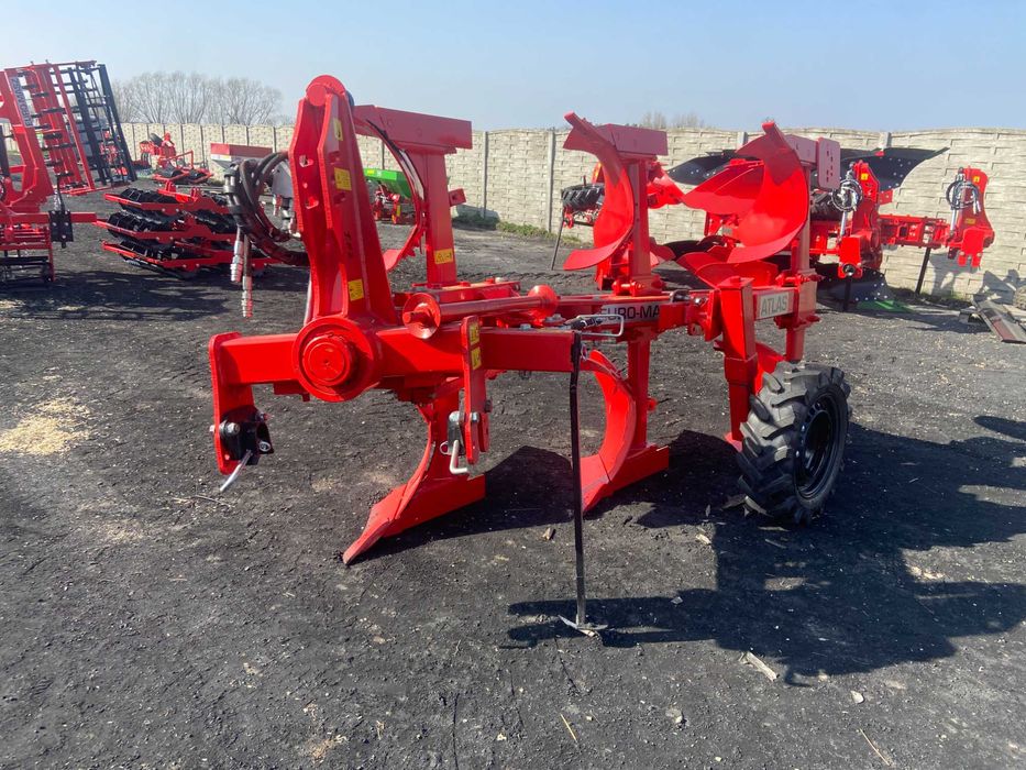 Pług obrotowy zagonowy lekki typ ATLAS EURO-MASZ zabezpieczenie kołek