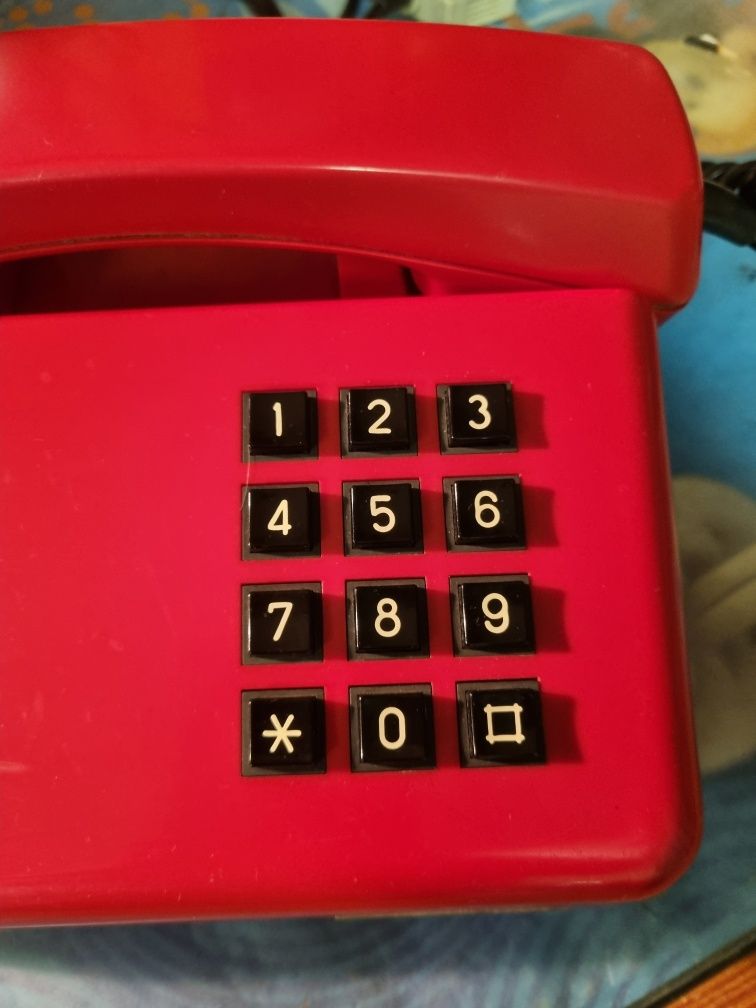 Telefon stacjonarny, domowy - stan idealny