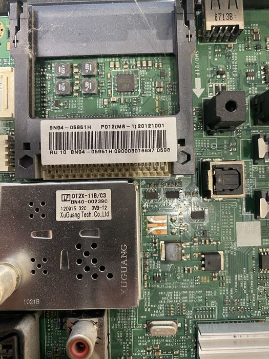 Продам телевізор Samsung UE40EH5007K по запчастинах (бита матриця)