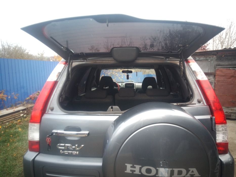 Продам Хонду CR-V 2.2 дизель