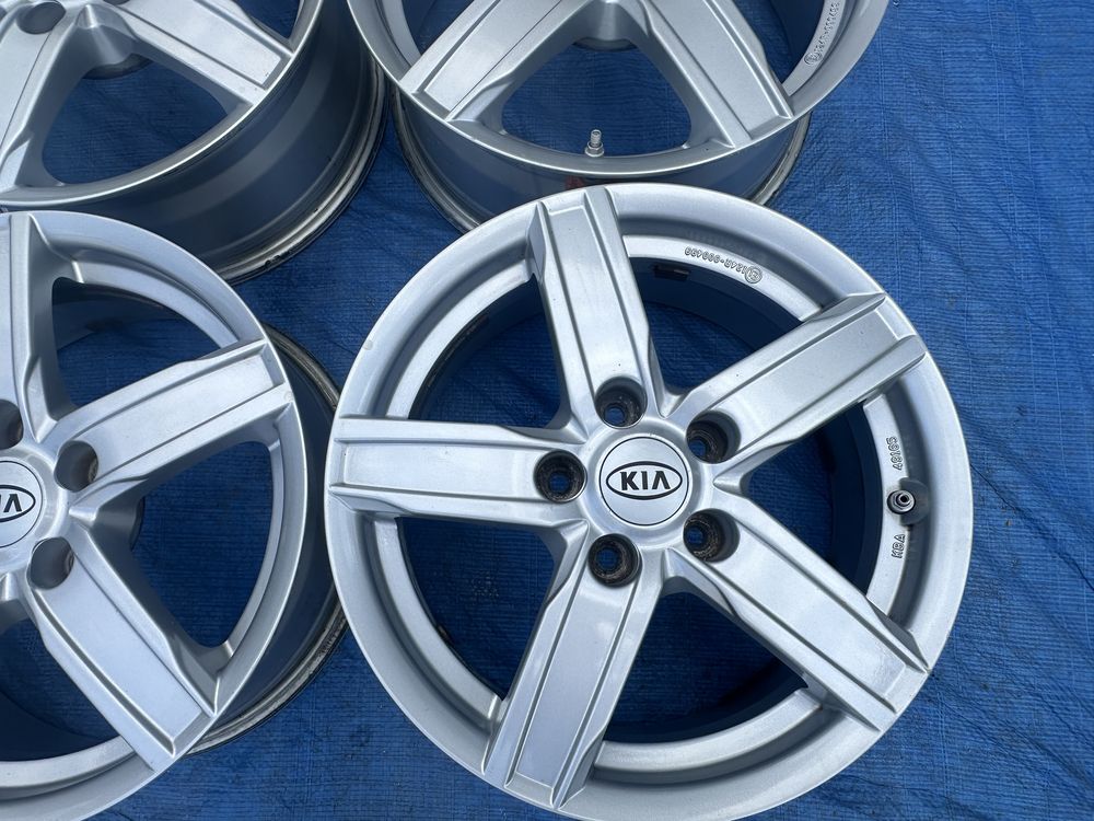Felgi aluminiowe 16 5x114,3 Kia Mazda Hyundai