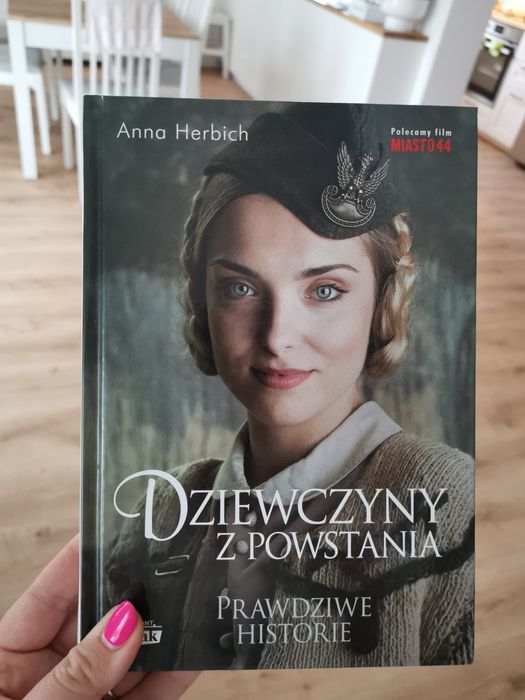 Dziewczyny z powstania-- A. Herbich