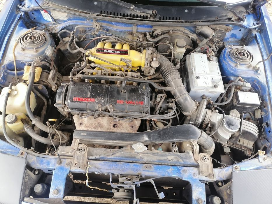 Мазда - 323  Сліпа 1.6-16v
