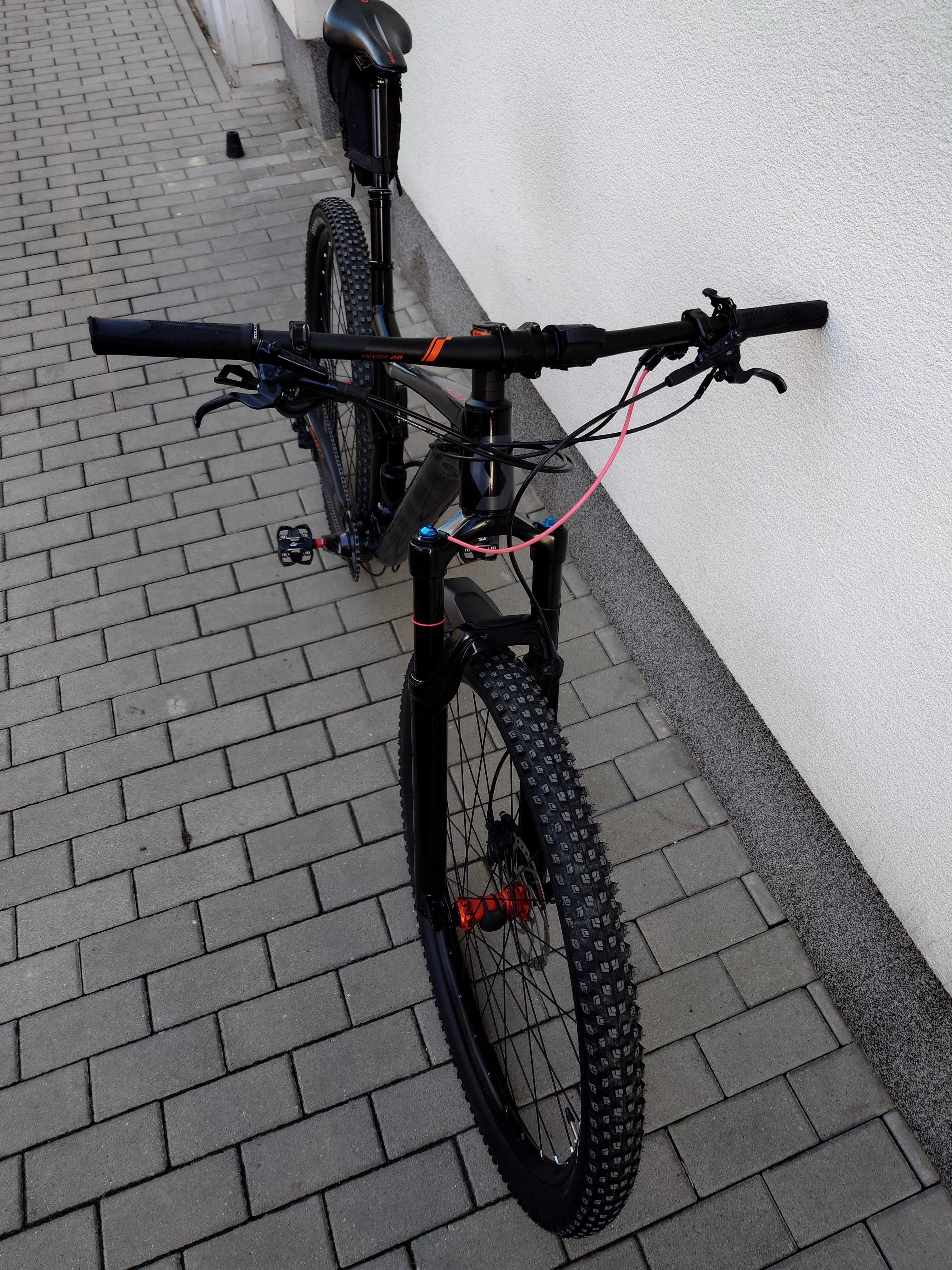 Rower Trail/MTB Scott Spark 940 "L" o skoku 120 mm