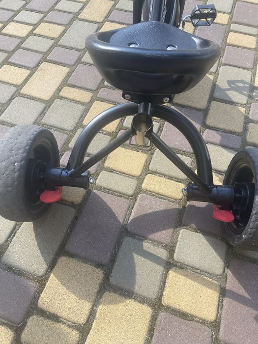 Триколісний дитячий велосипед