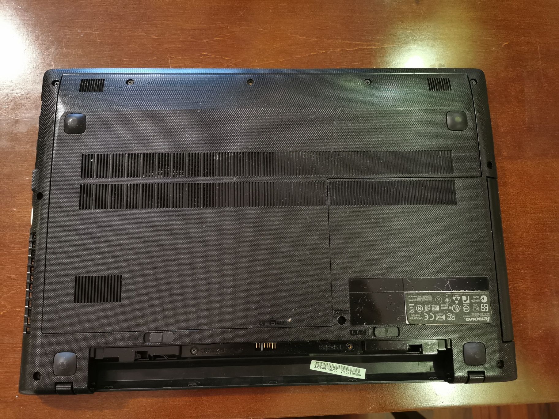 Laptop Lenovo Intel i3 4GB ramu, 250 GB hdd