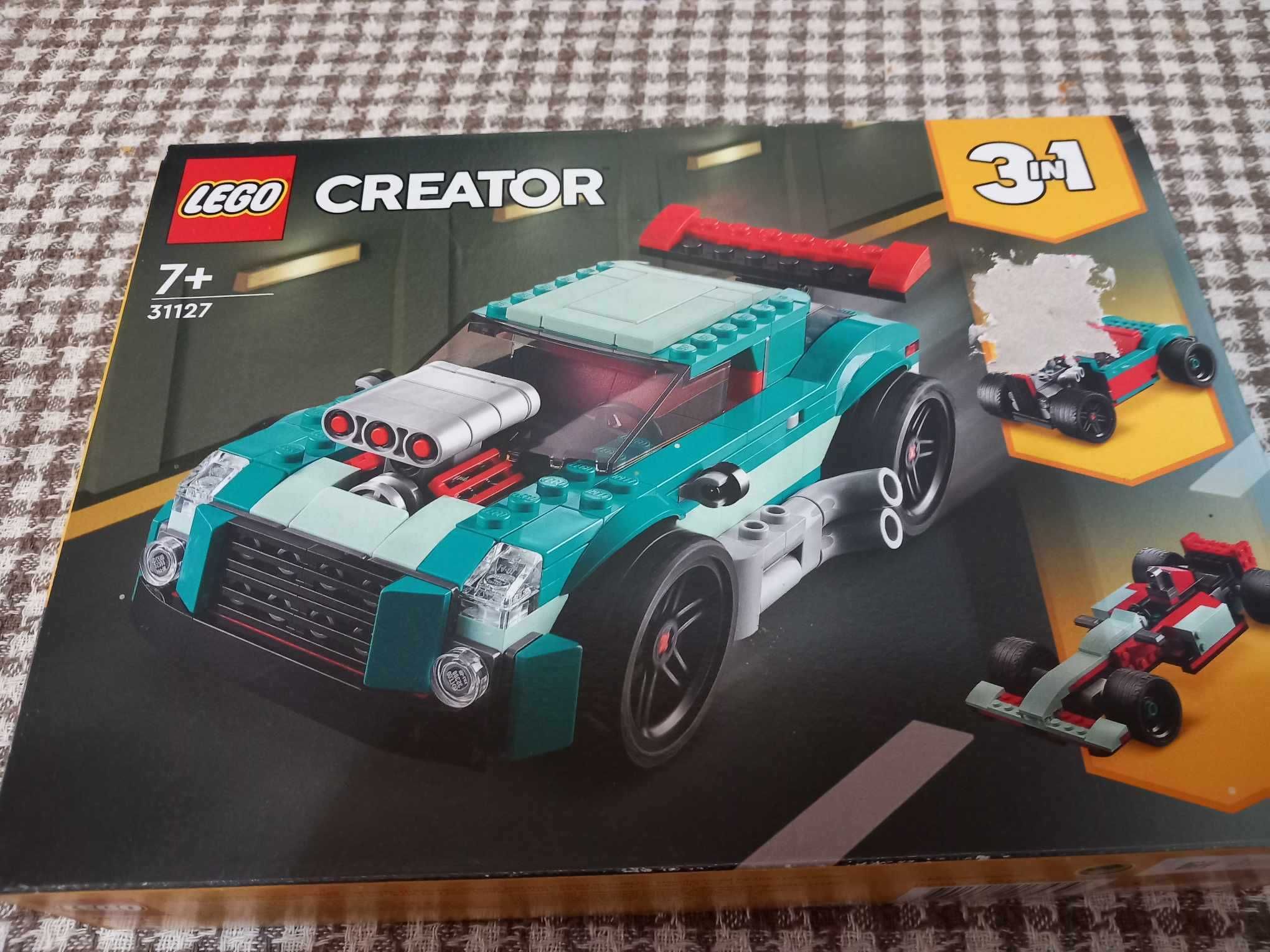 LEGO Creator 3 em 1 Street Racer NOVO com 15% desconto