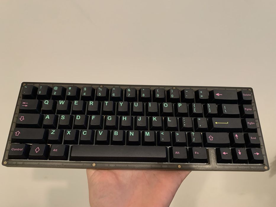 Przyciski klawisze keycaps nie klawiatura mechaniczna GMK Miami Cherry