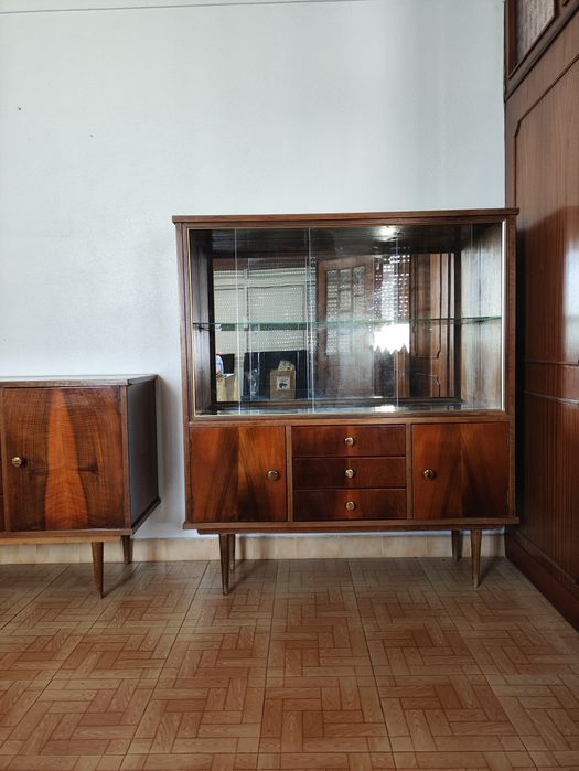 Moveis vintage, aparador e cristaleira