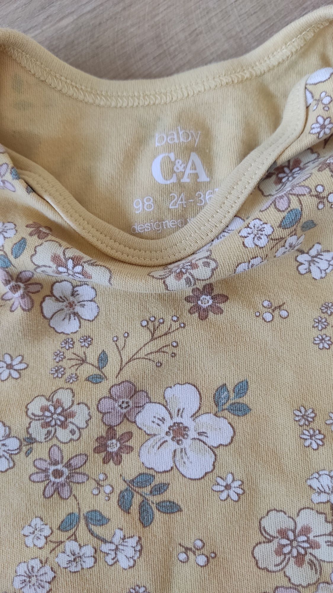 Zestaw 3 body C&A + gratis