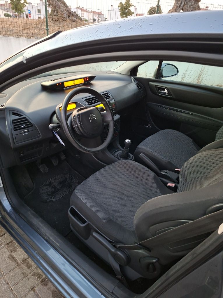 Vendo ou troco citroen c4 coupe 1.4 16v gasolina em otimo estado