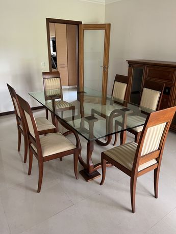 Mesa de Sala de Jantar e 6 Cadeiras - Novo, Moderno e de Qualidade