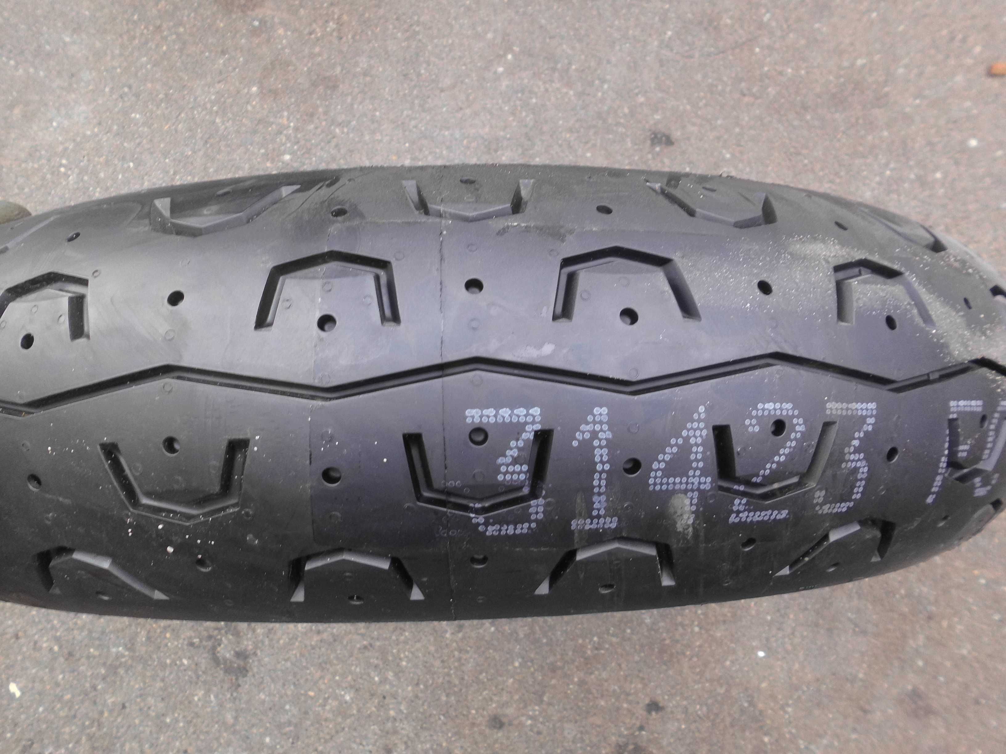 150/70 R18 Pirelli Нове