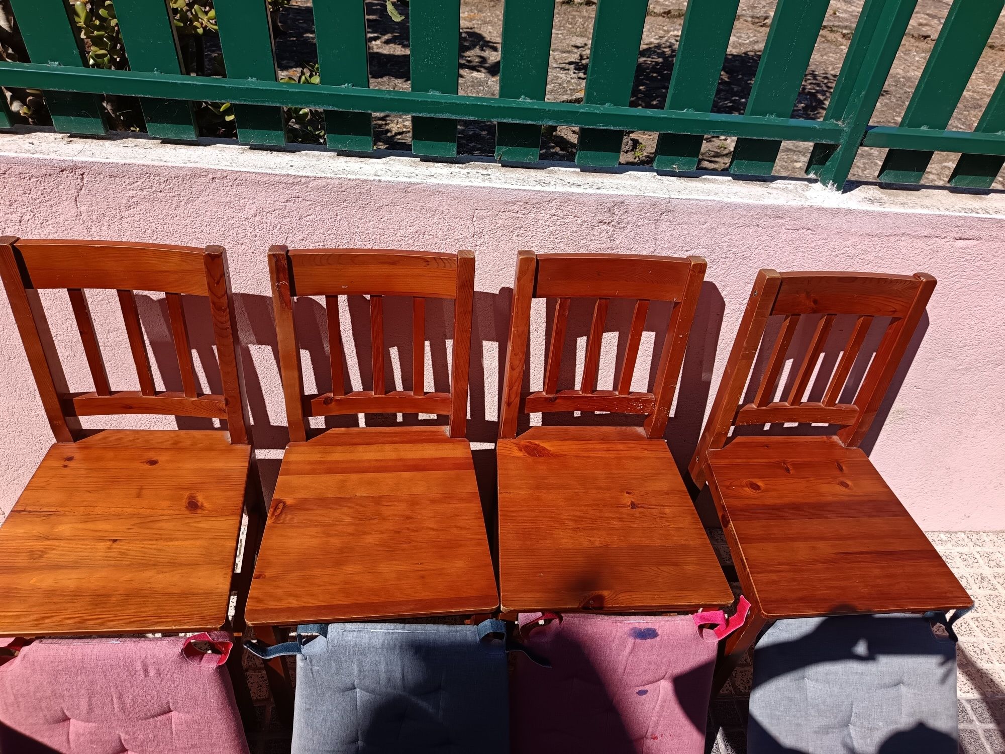 Conjunto cadeiras de madeira maciça