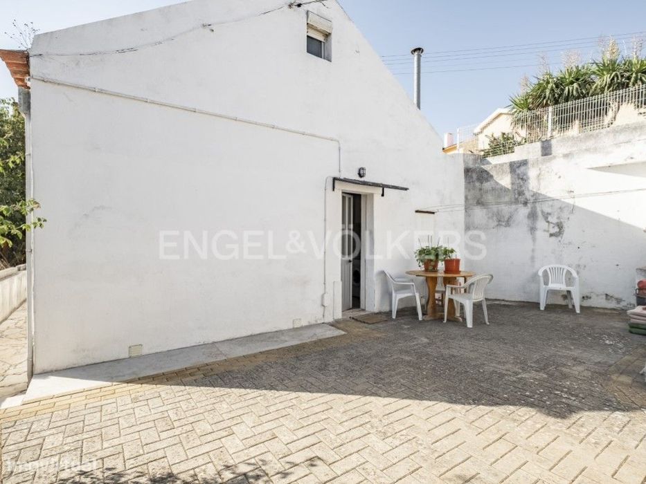 Oportunidade Única no Centro Histórico de Leceia - Barcarena, Oeiras