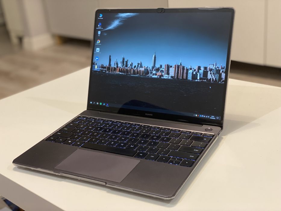 Laptop Huawei Matebook 13” AMD Ryzen 5 3500U