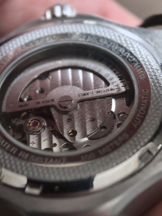 Zegarek automatyczny męski marki Cat