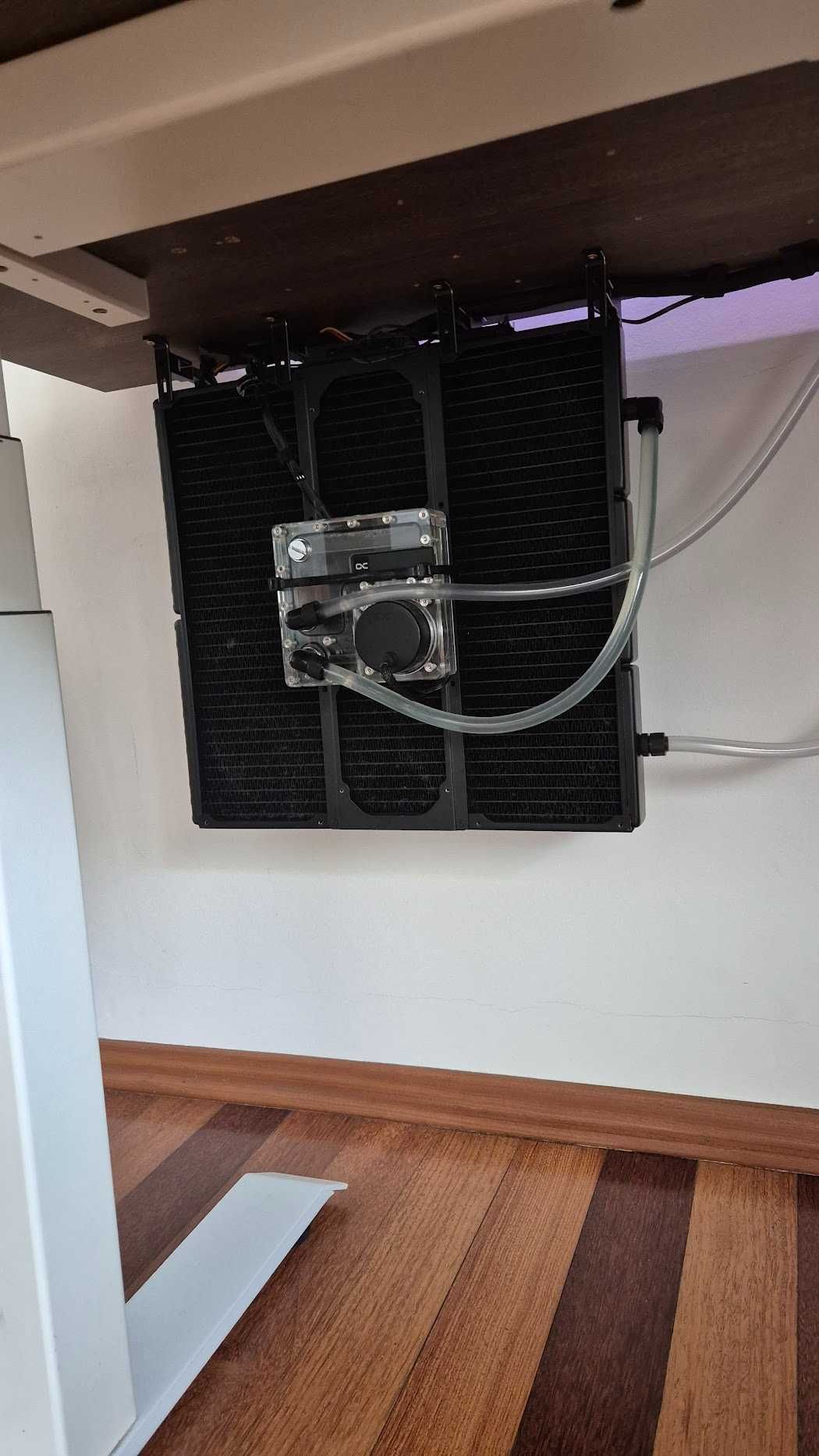 PC RTX 5090  32GB RAM 2TB SSD 9800X3D Watercooled + Gratisy