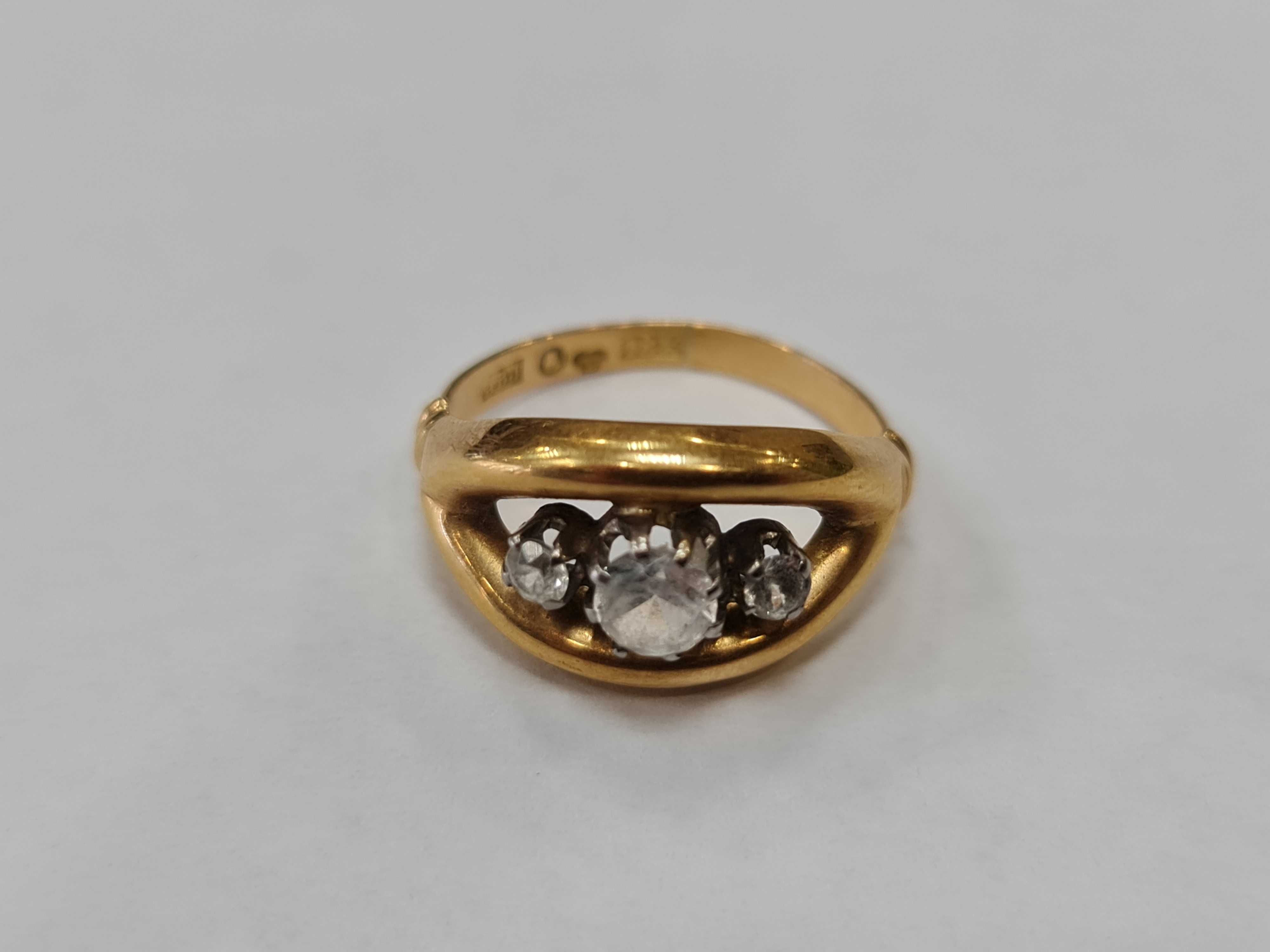 Szwecja 1752 - 1912/ Złoty pierścionek/ 750/ 3.04 gram/ R15/ Kryształ