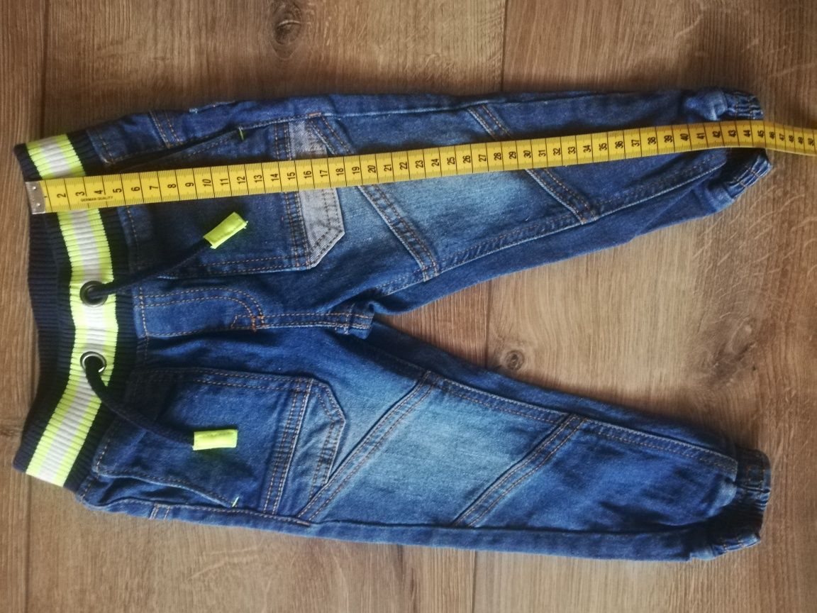 Spodnie jeans roz 82-86