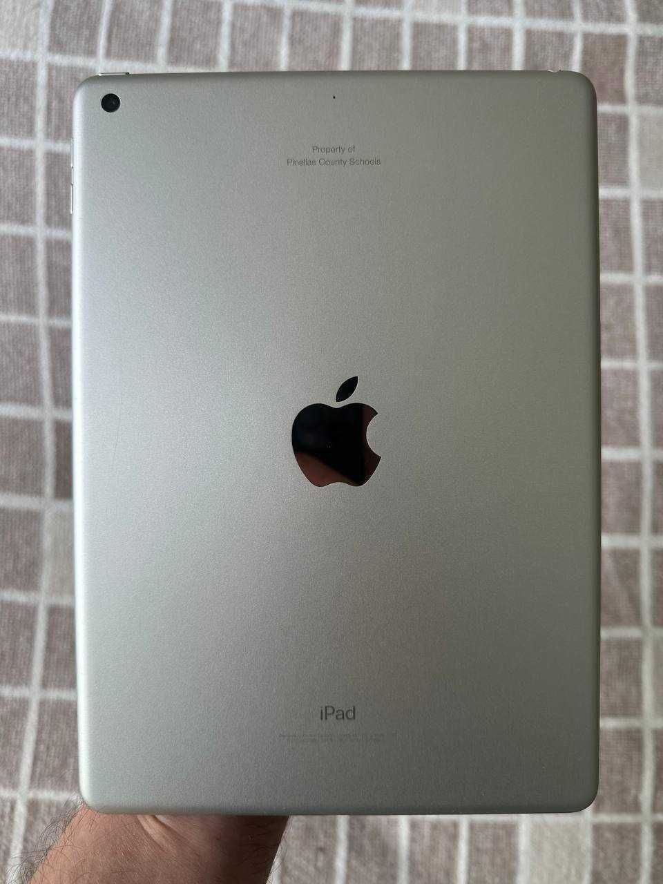 Ipad 5 32Gb Wifi Silver Хороший стан