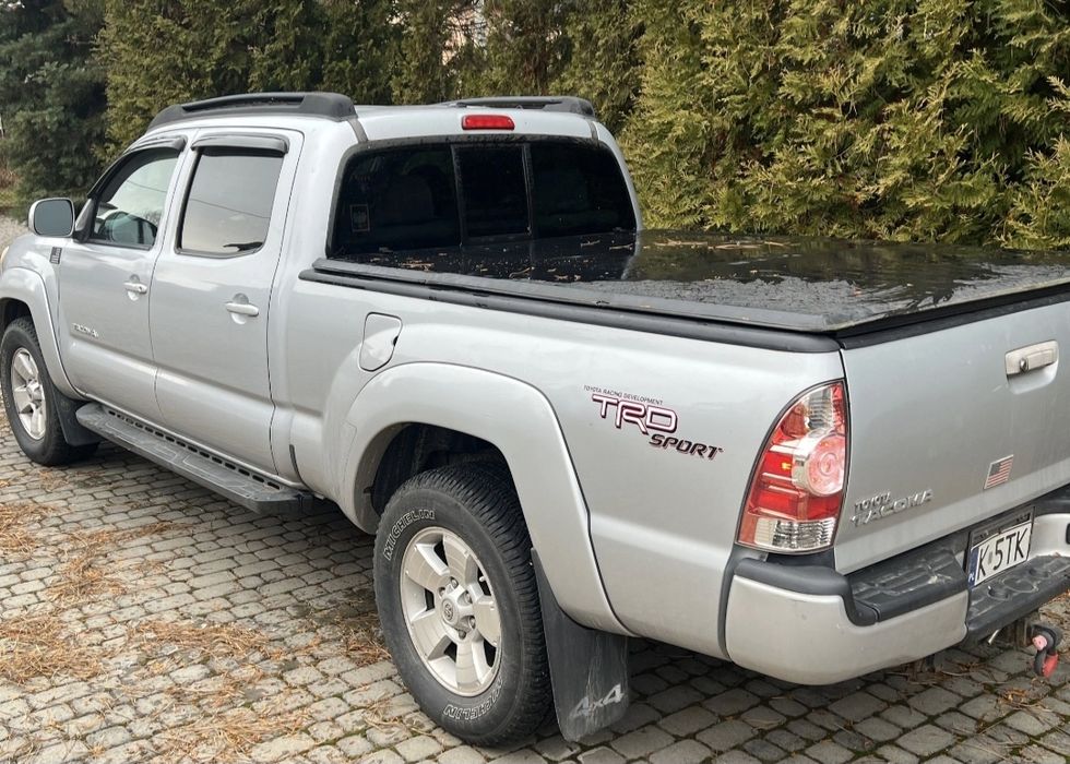 Toyota Tacoma Pick Up 4x4 2011 рік