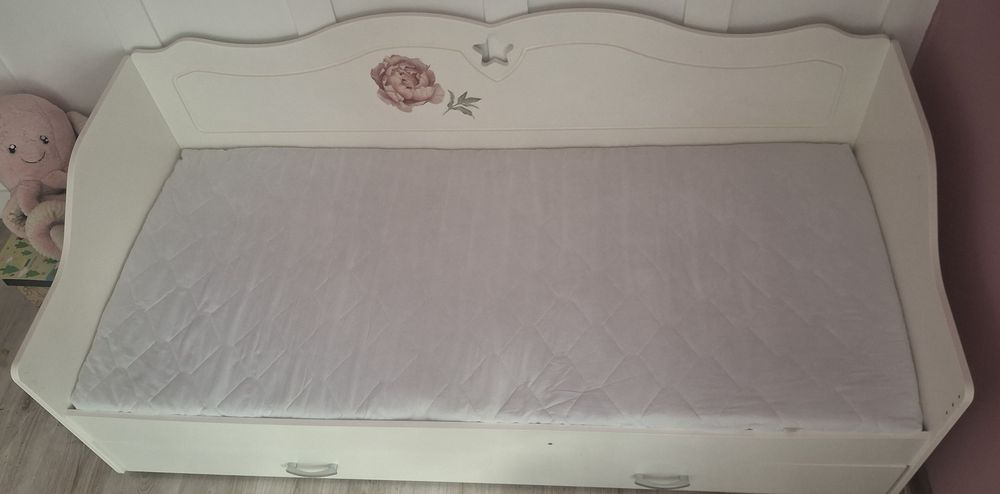 Biale Łóżko z szufladą