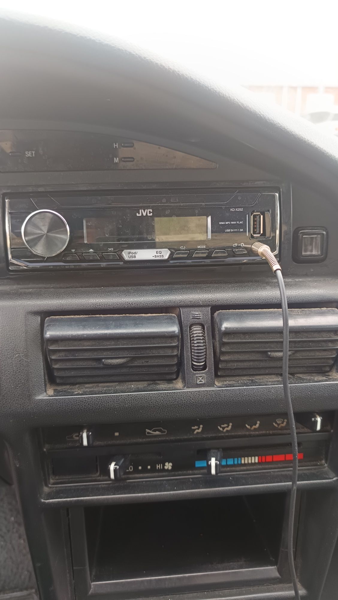 Toyota Corolla E90