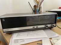 Radio antigo a funcionar