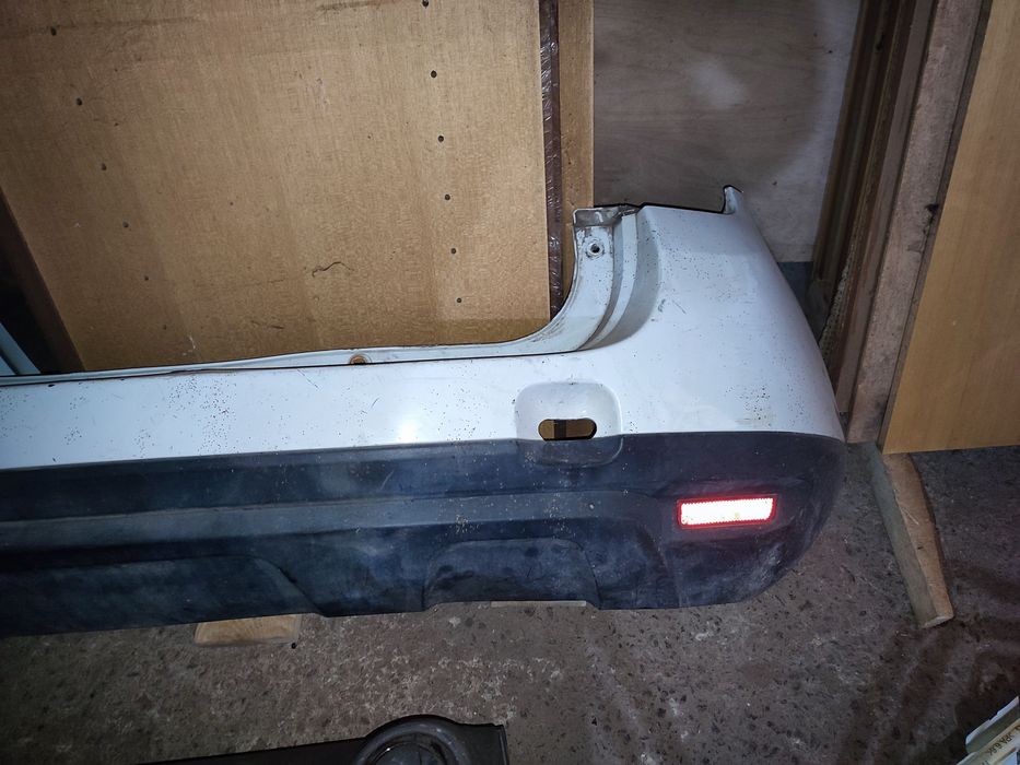 Бампер задній Dacia Duster дачіа дастер