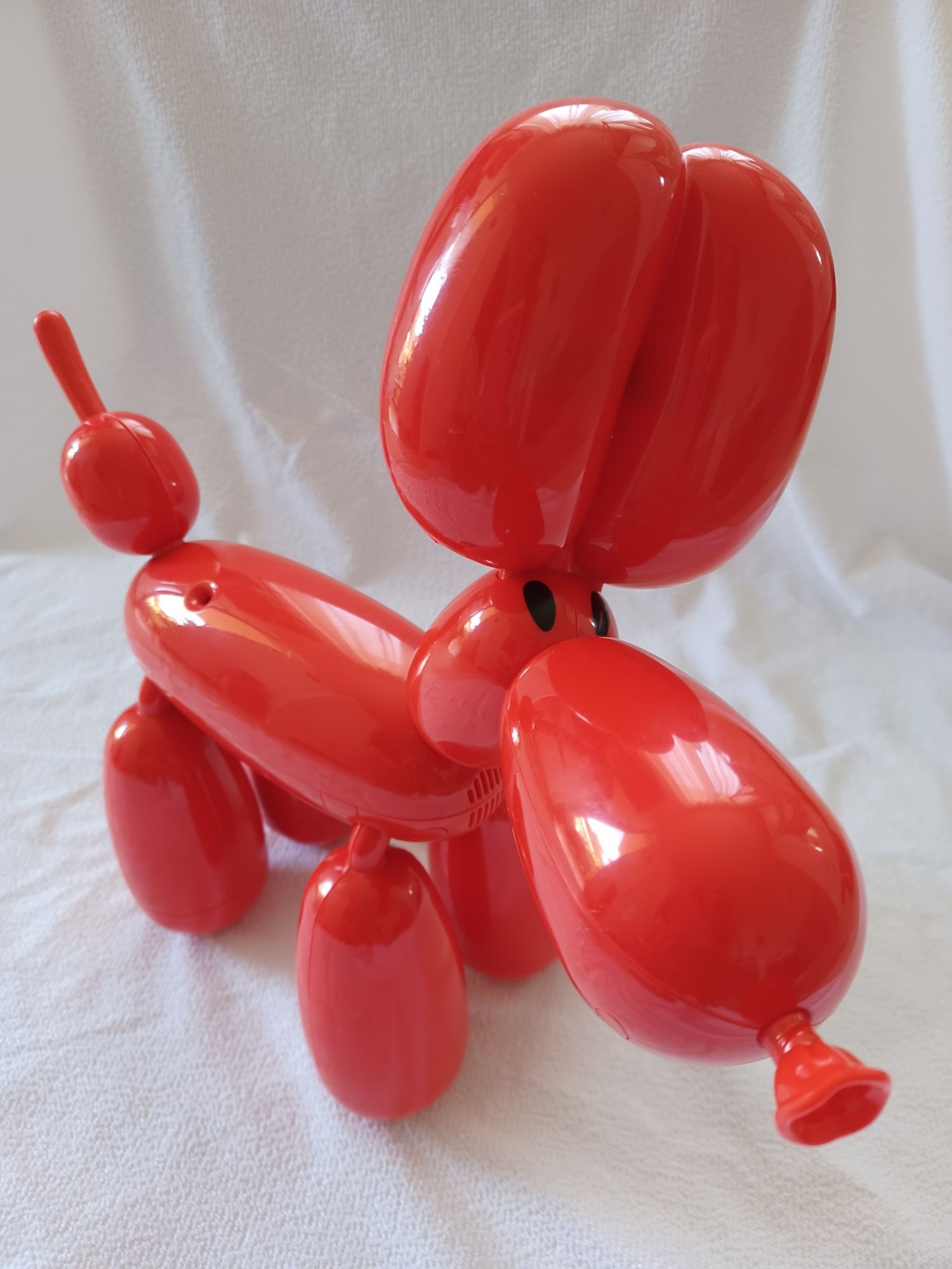 Squeakee Interaktywny Balonikowy Piesek squiki skułiki czerwony balon