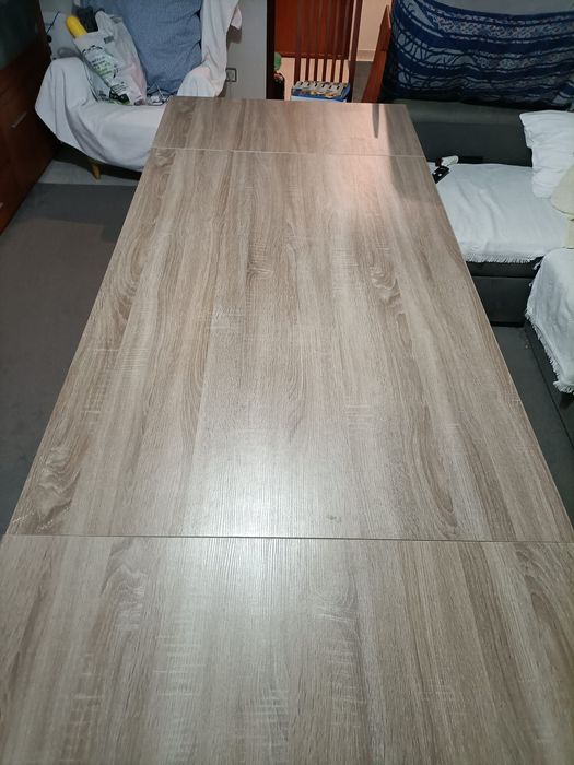 Mesa de jantar extensível