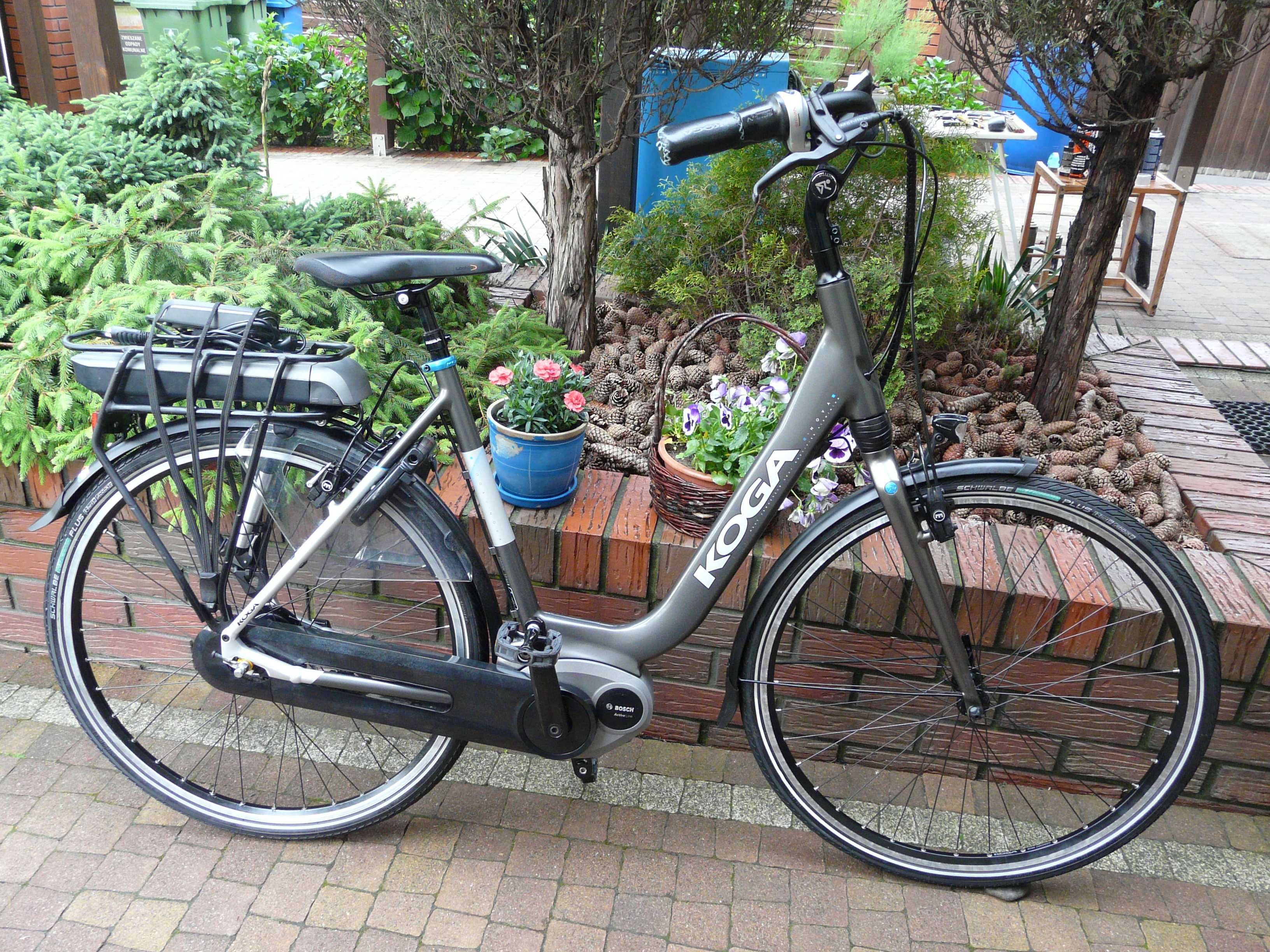 Rower  elektryczny KOGA e-NOVA 28"/50, 60, BOSCH central,Magura