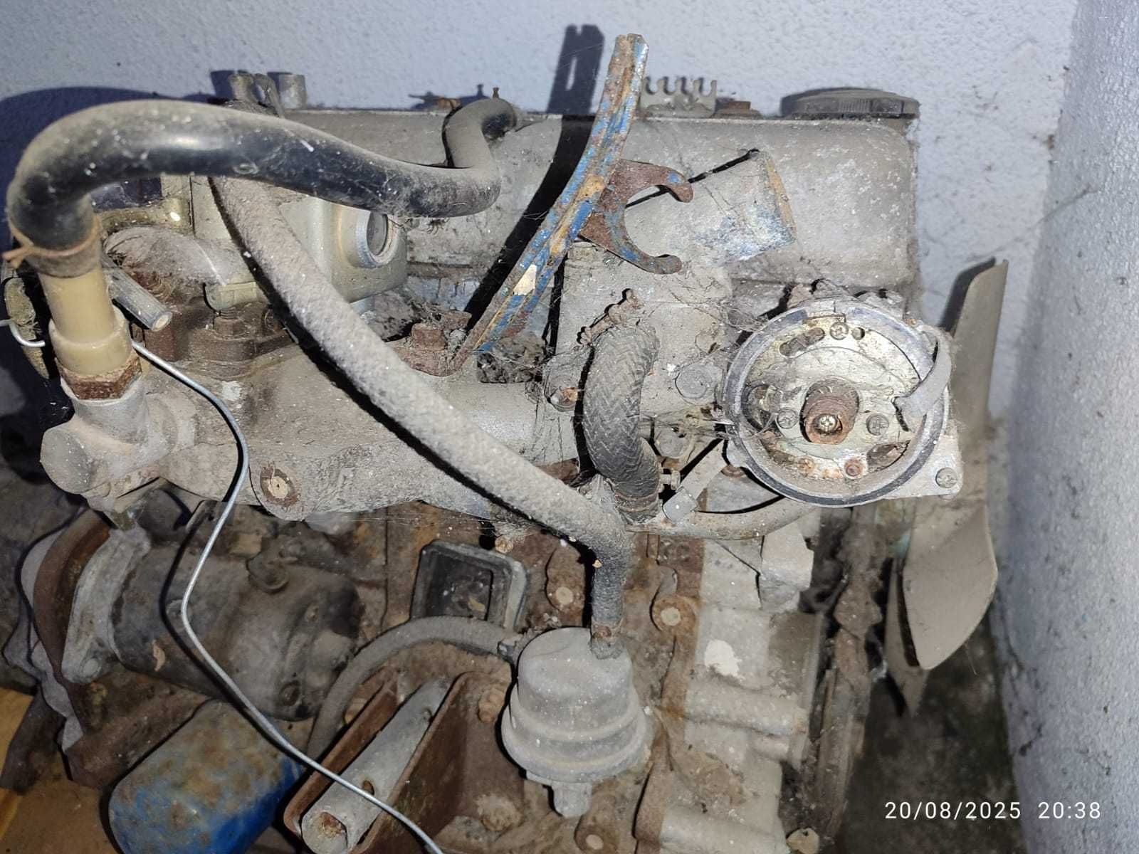 Motor 1300cc com caixa de 4 vel(Mazda 818)