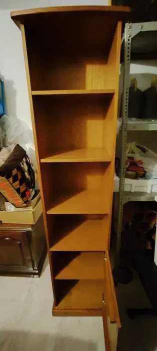 Conjunto de Móveis em Pinho de boa qualidade - Preço baixo