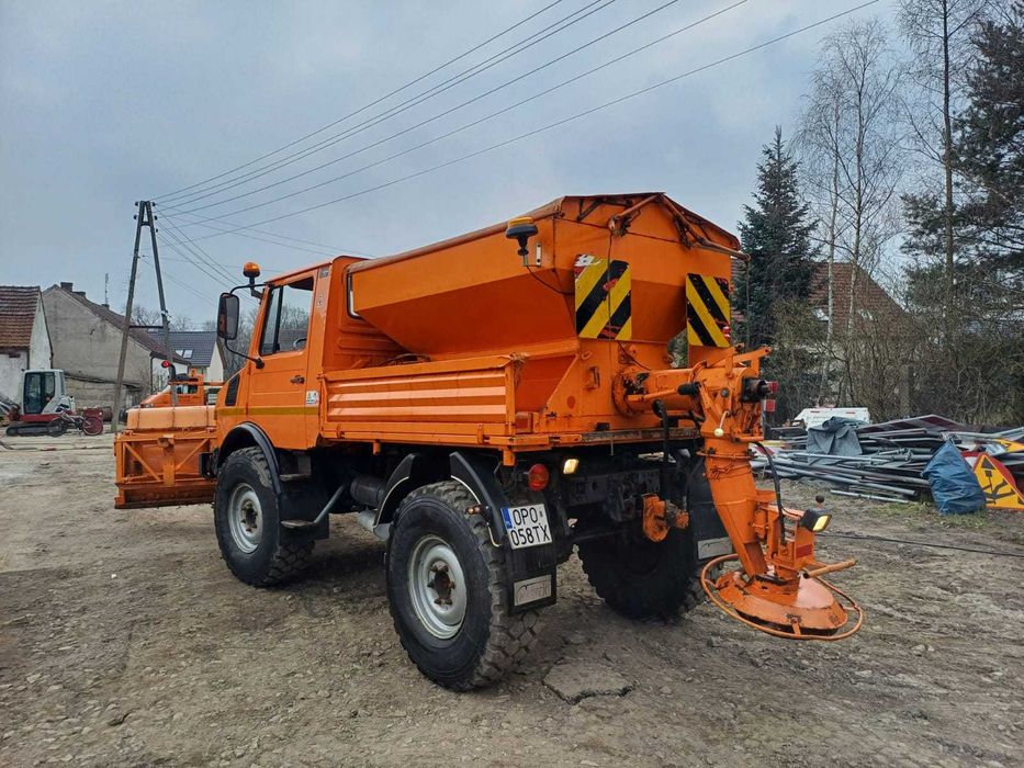 Unimog - Mercedes Benz
