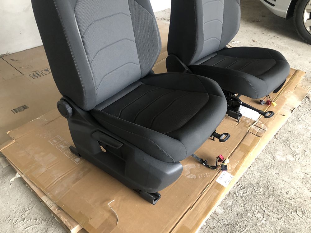 Fotele VW Touareg III 2019 rok