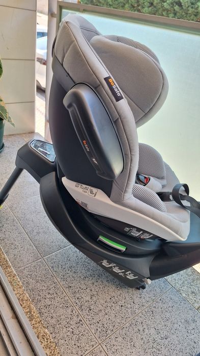 Cadeira-auto BeSafe Izi-Twist i-Size