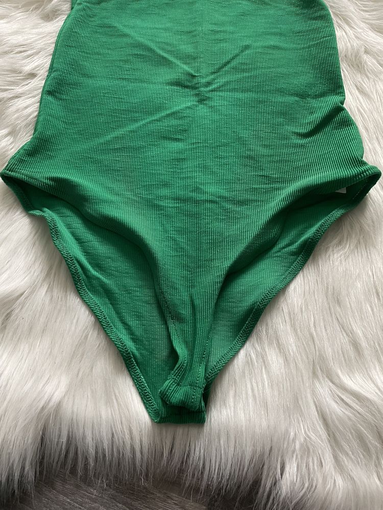 body zielone M stradivarius