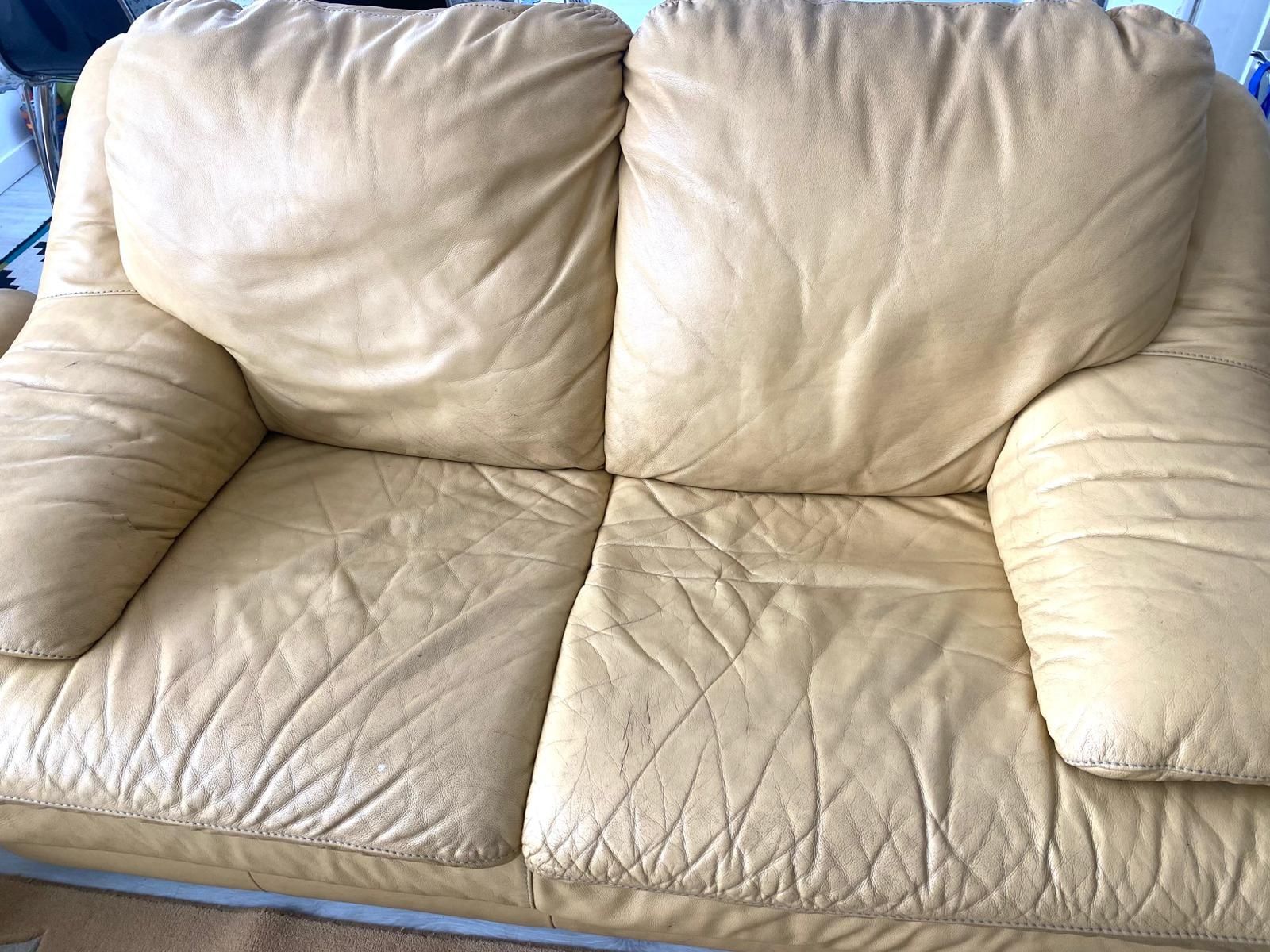 Sofas  cor bejes pele