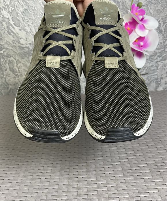 Adidas Primaloft кроссовки 44 размер спортивные хаки оригинал