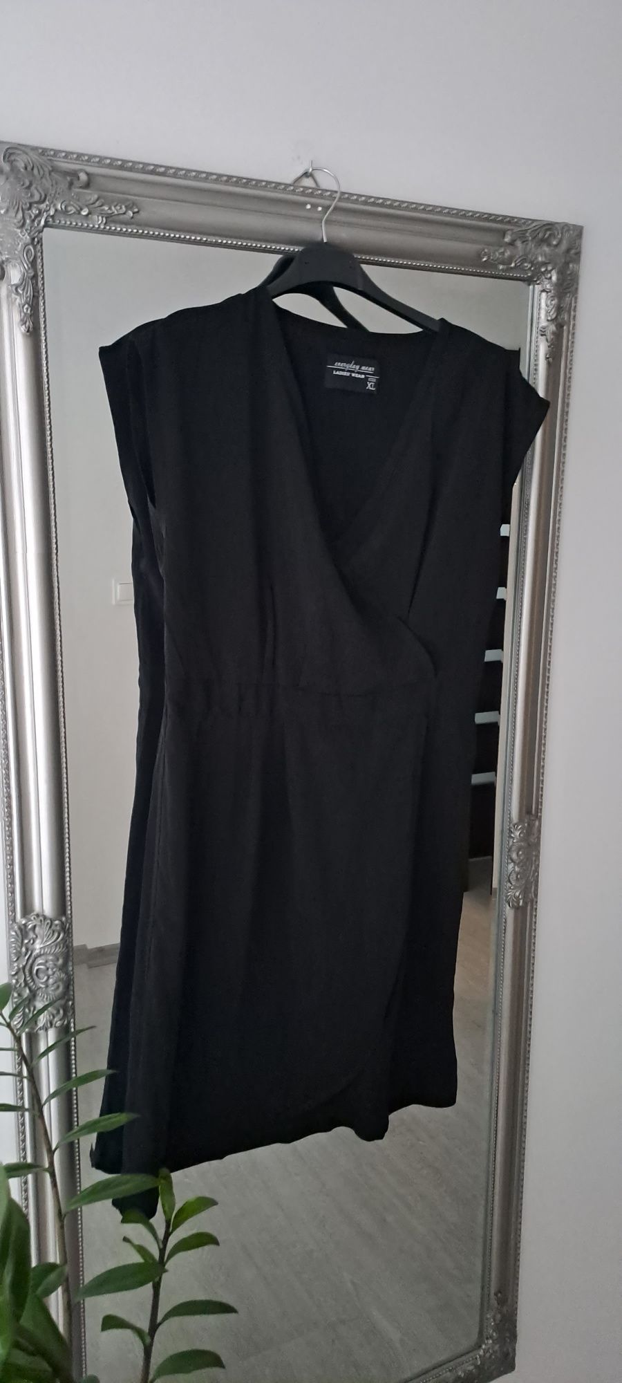 Sukienka czarna xl