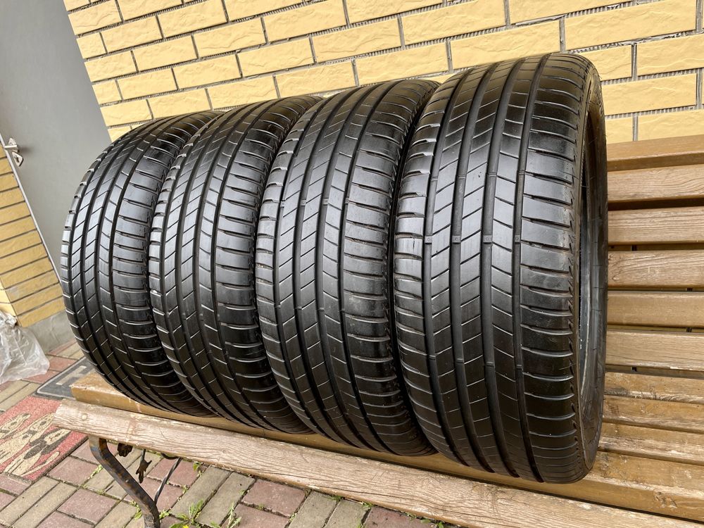 Шини Резина 205.55 R17 Bridgestone як Нові Літо