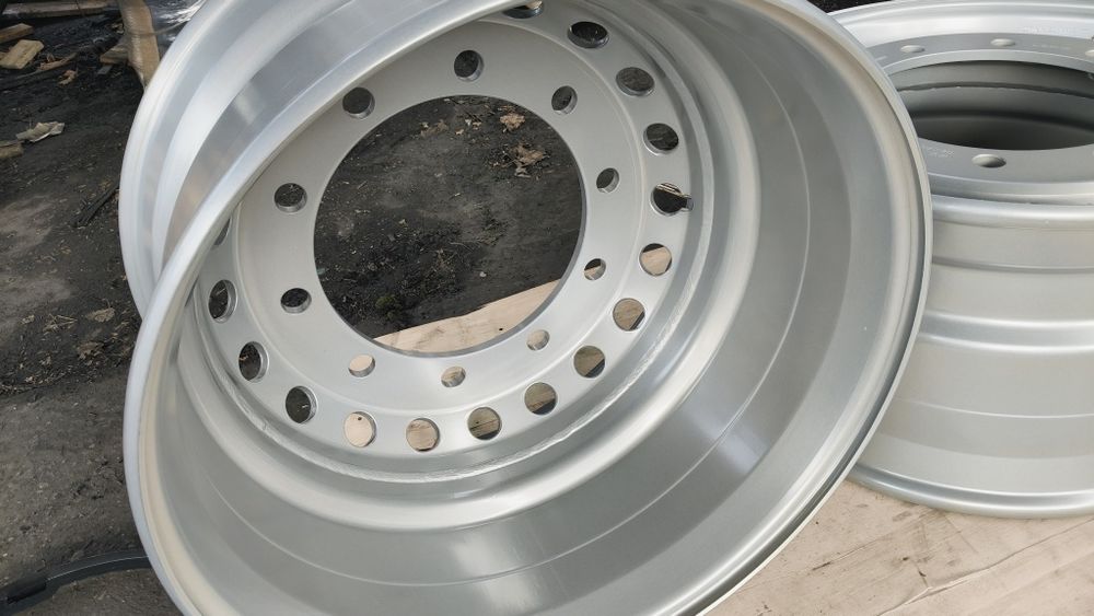 Felgi ciężarowe szerokie przód et135 11.75x22.5 NOWE