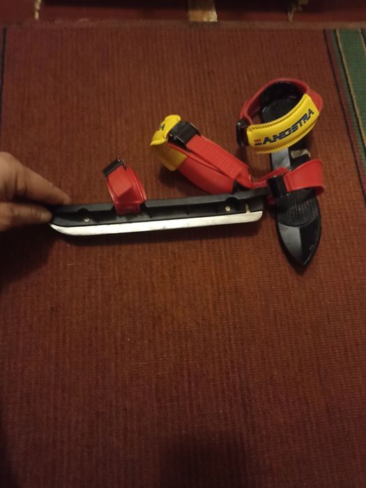 Продам детские коньки!