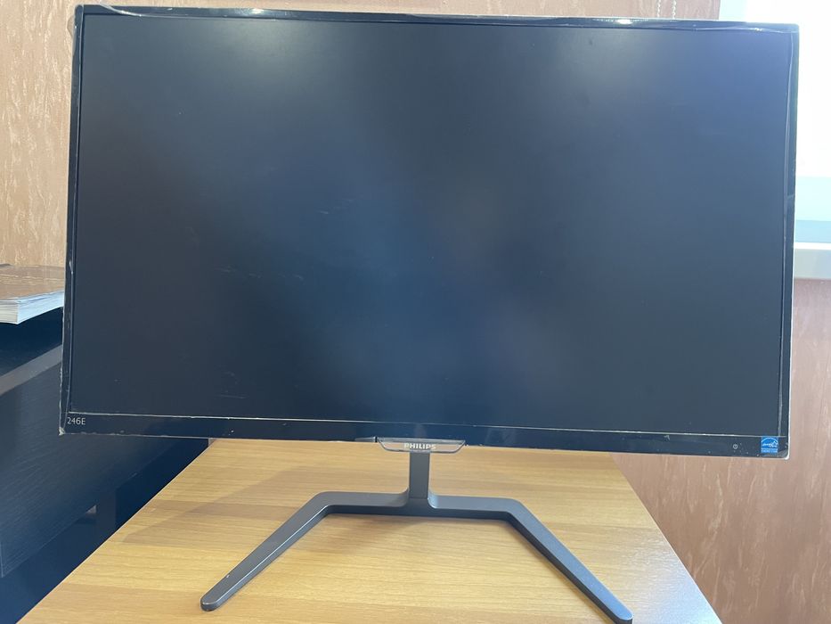 Монітор philips 246e