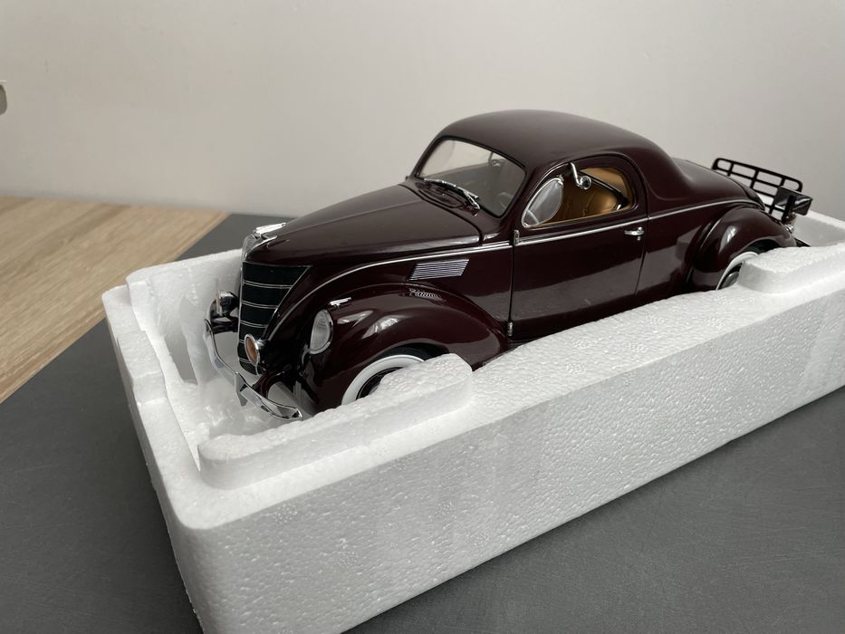 Lincoln Zephyr 1937 Precision Miniatures 1/18