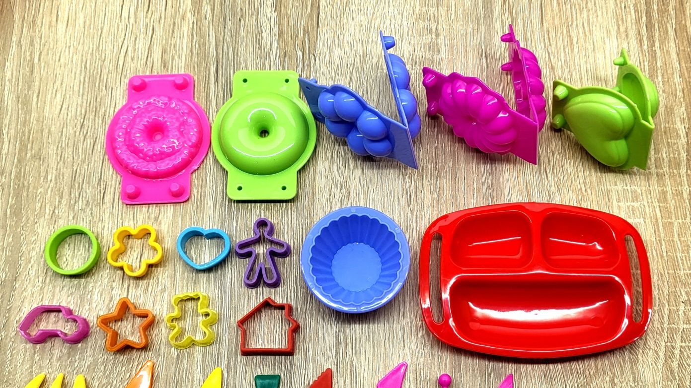 Набір лепки ліплення кондитерская Фабрика Play Doh Плей До печива тіст