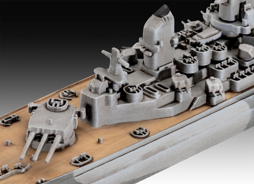 Model do sklejania STATEK 1/1200 USS NEW JERSEY Revell 05183