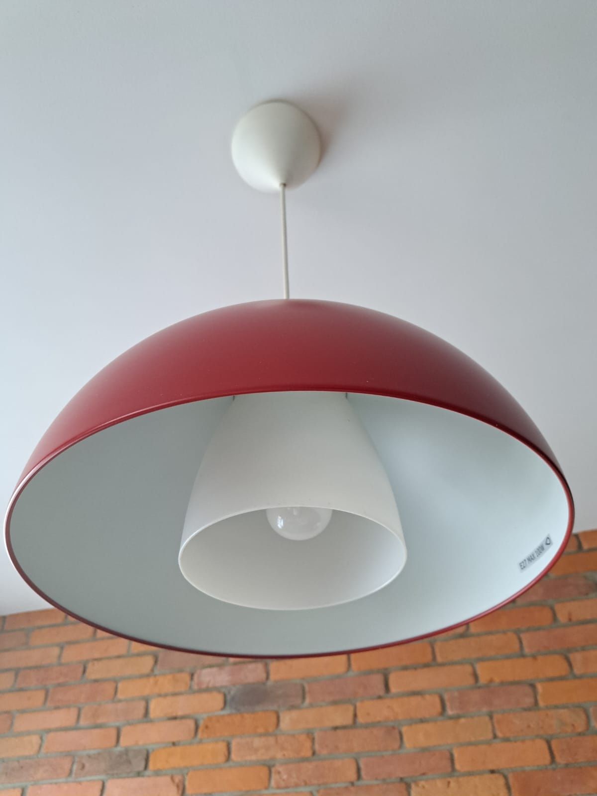 Lampa Ikea Brasa 365+, czerwona